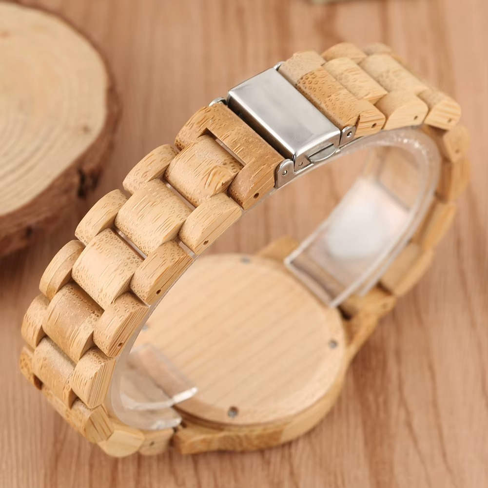 Bracelet en bois naturel de montre pour femme Nara en bambou avec fermoir métallique