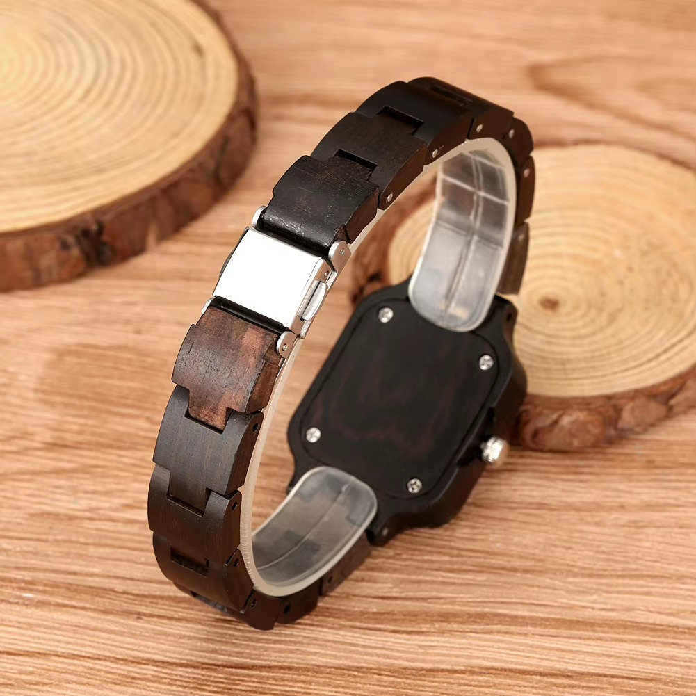 Montre en bois femme Lucerne avec boîtier carré 26 mm et bracelet en bois foncé vu de dos