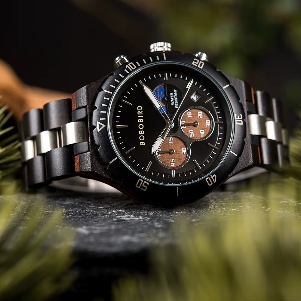 Montre en bois homme Namib chronographe avec phase de lune et cadrans marron sur bracelet en bois foncé