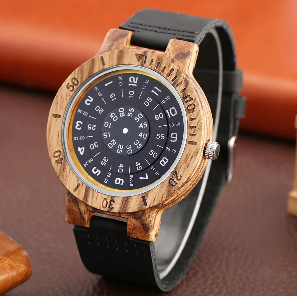 Montre en bois homme Nébula avec cadran à disques noirs et bracelet cuir noir