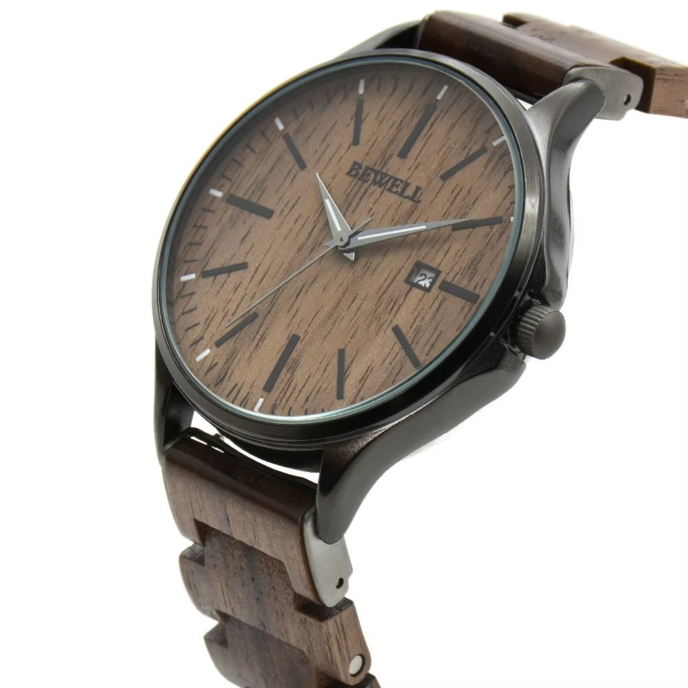 Montre en bois homme Milano avec cadran en noyer et bezel noir minimaliste vue de profil