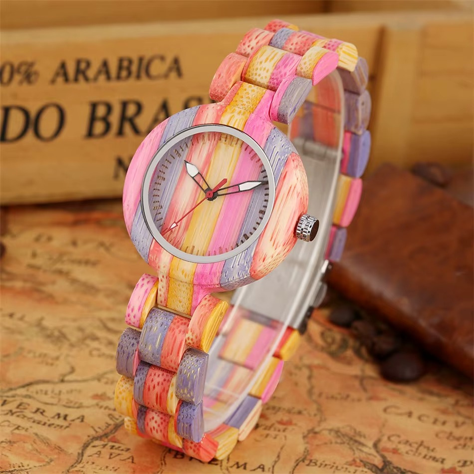Montre Lumina en bois pour femme 36 mm avec aiguilles lumineuses et bracelet en bois multicolore rose, jaune et violet