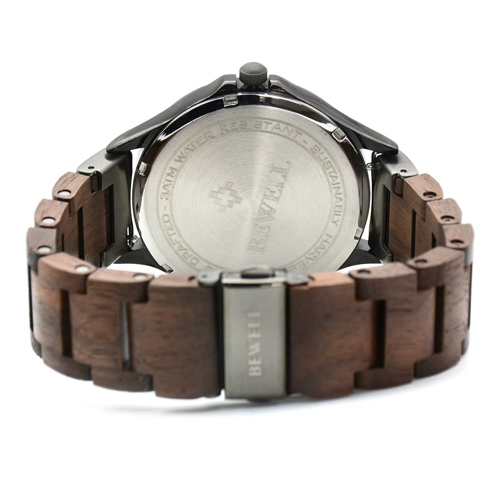 Montre Milano en bois pour homme vue de dos avec bracelet en noyer et fermoir métallique noir