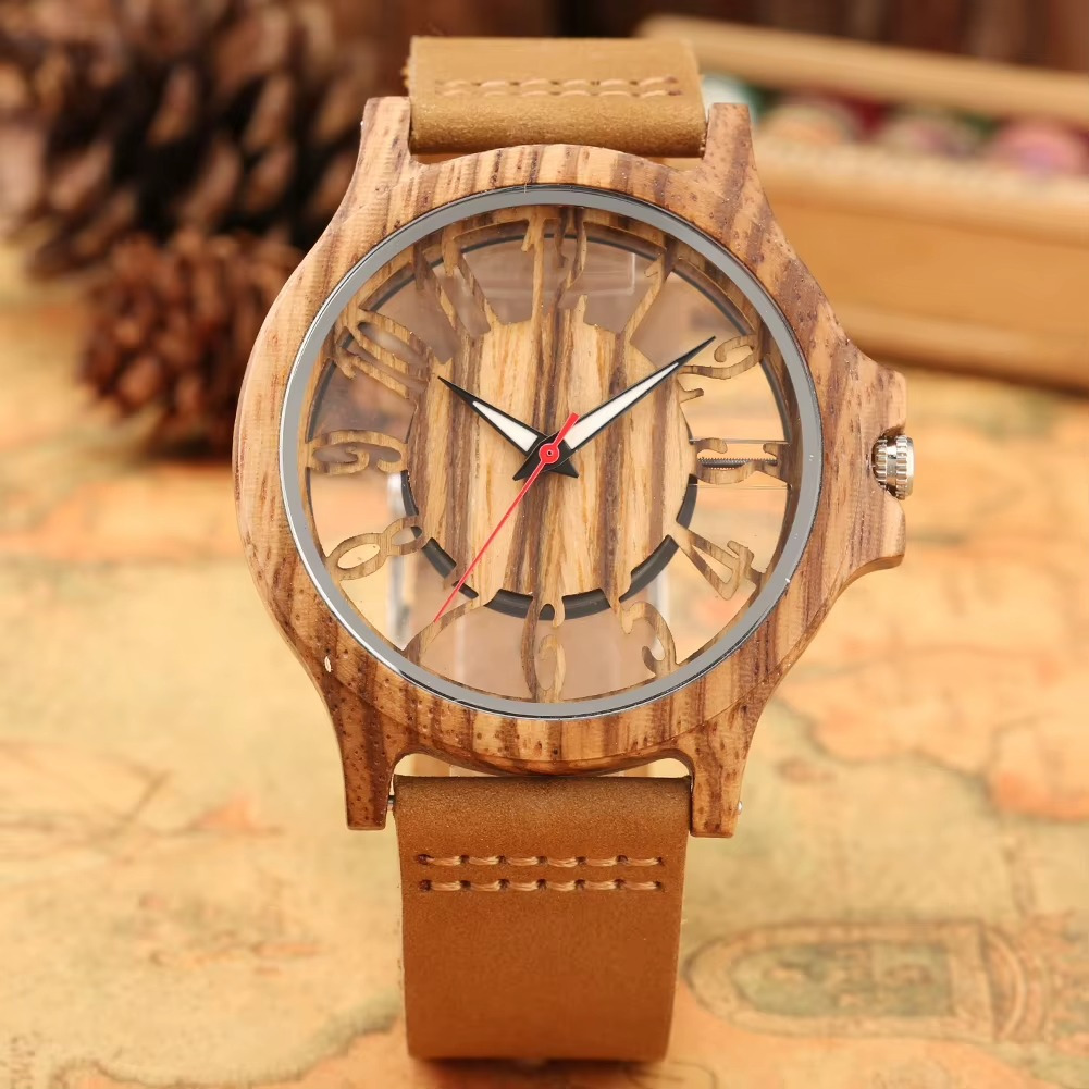 Montre Mirage pour homme en bois et cuir avec cadran ajouré et chiffres arabes visibles en relief