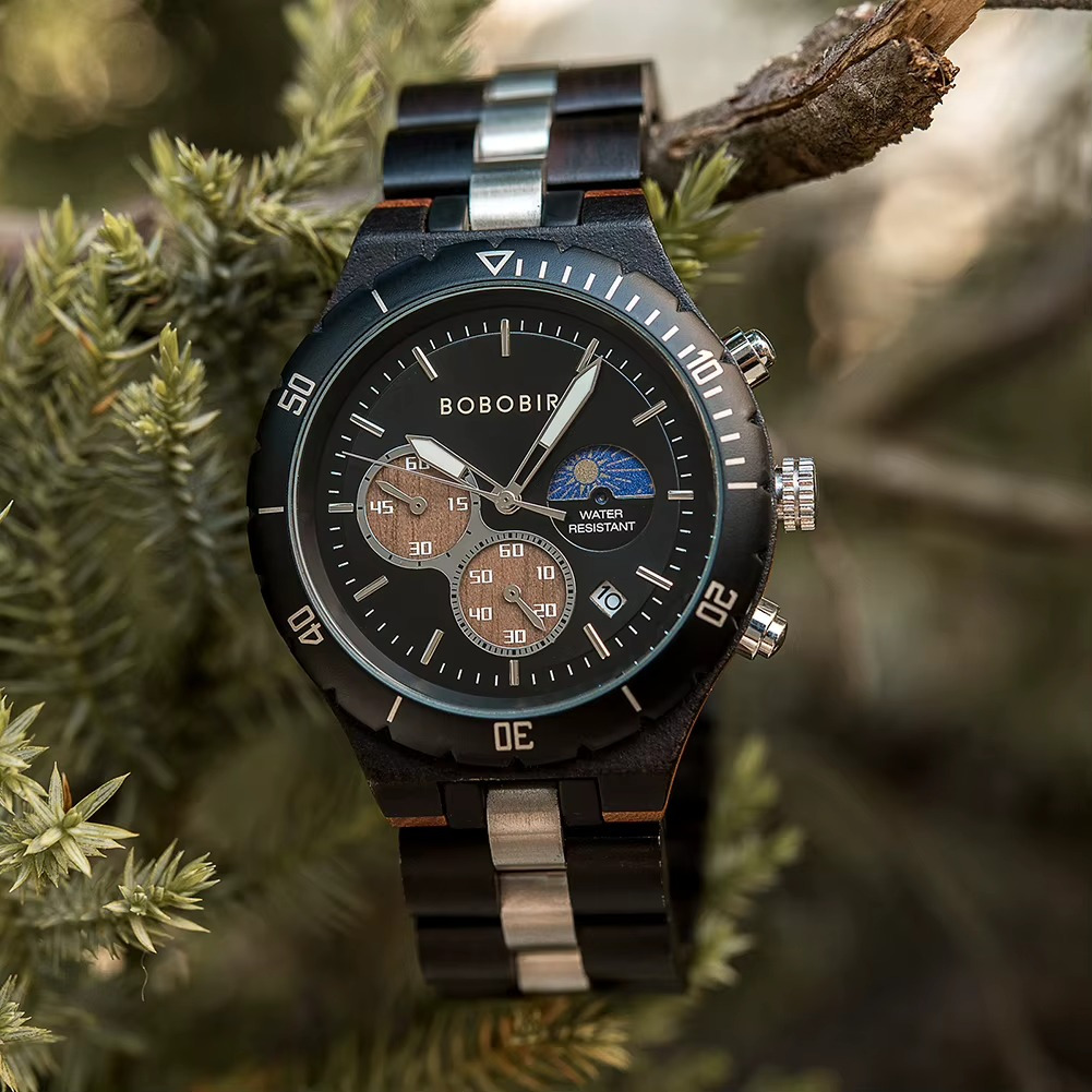 Montre en bois homme Namib chronographe avec phase de lune et bracelet en bois noir et clair